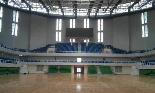 黄海体育场看台网架工程